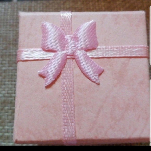 New Gold Plated ring size 8 - Picture 5 of 5